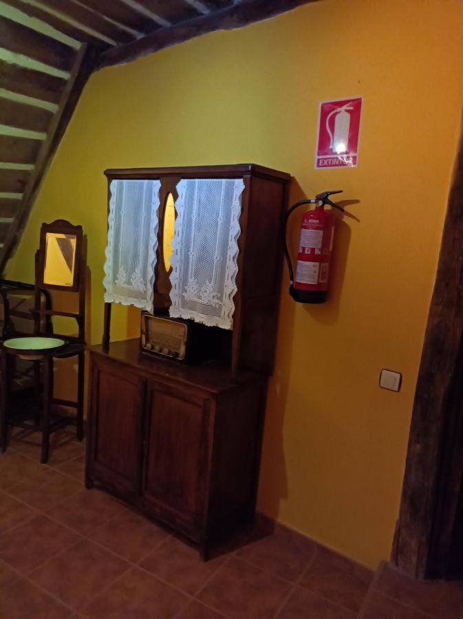 Casa Rural Marina Curiel de Duero ภายนอก รูปภาพ